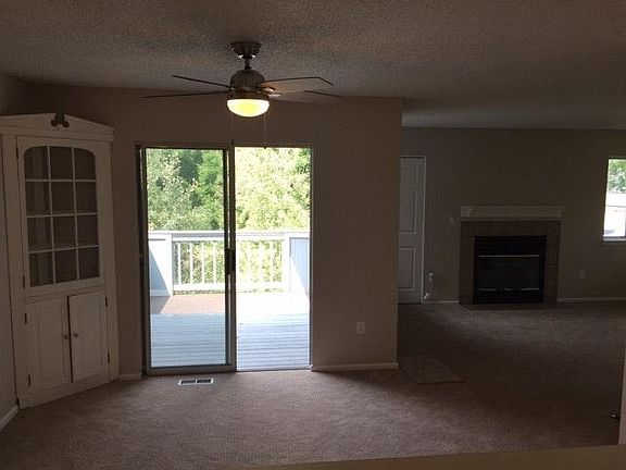 Dining/LIving Area