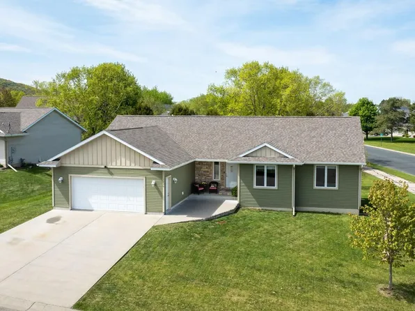1250 Mounds Ct, Lake City, MN 55041