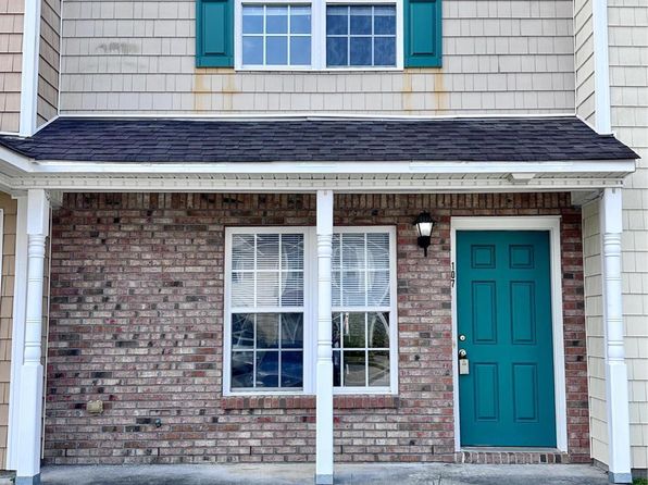 107 Bridgewood Drive, Jacksonville, NC 28546
