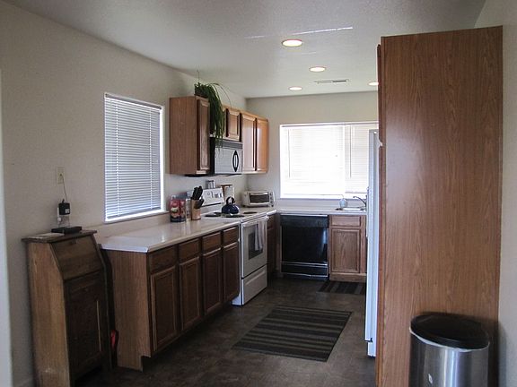 Great kitchen light
