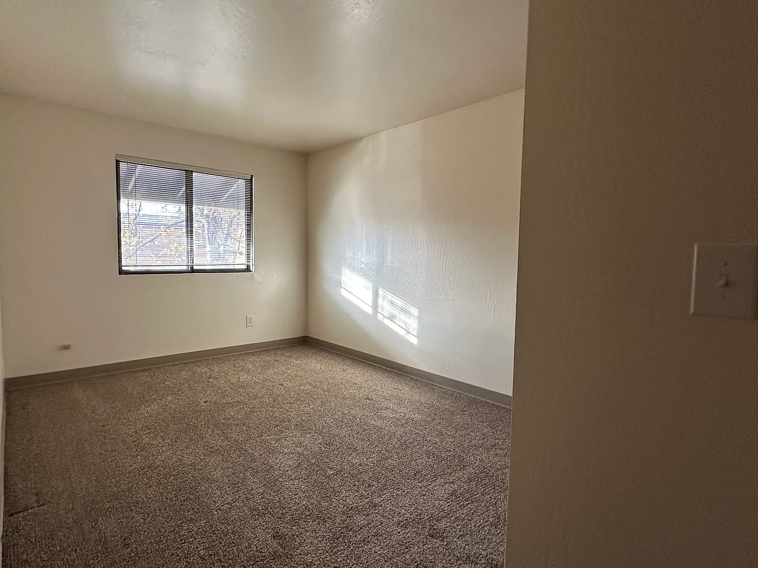 2 bed, 1100 sqft, $1,795 — Photo 4