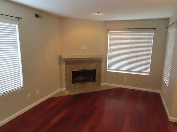 727 Robinson Ave APT B, San Diego, CA 92103