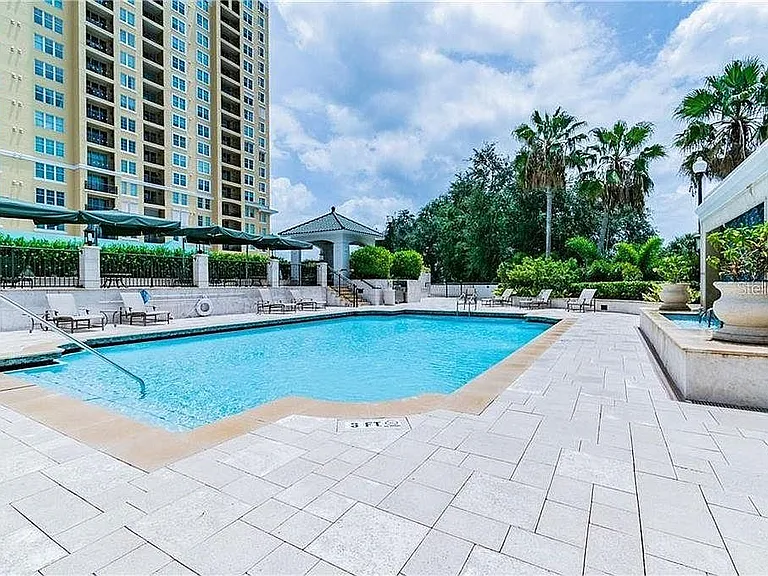 345 Bayshore Blvd #1210 — Photo 24