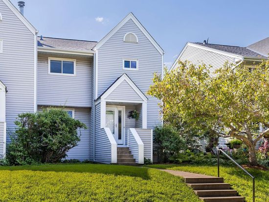 4246 Wentworth Ave #8, Minneapolis, MN 55409