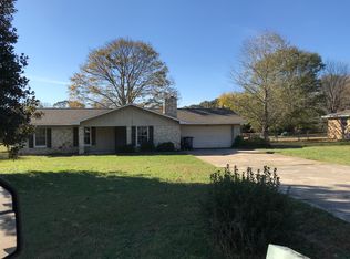 1369 Ridge Dr, Killen, AL 35645