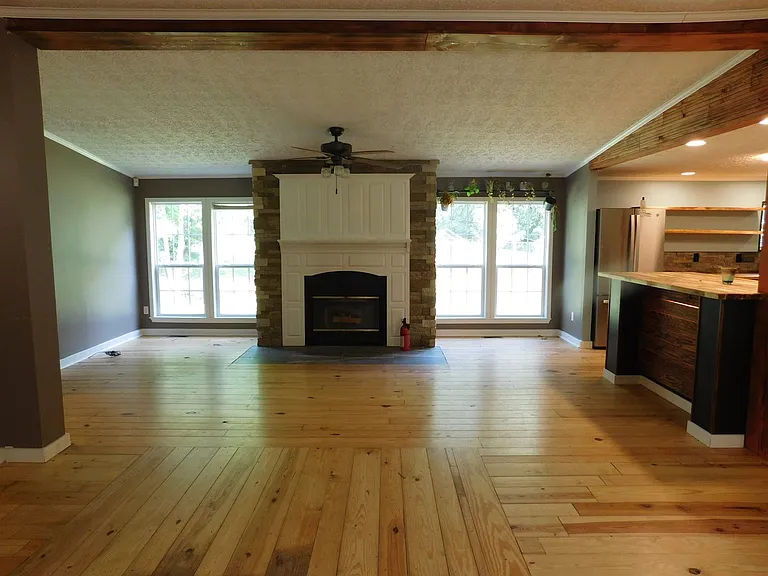 900 Loftin Farm Rd — Photo 11