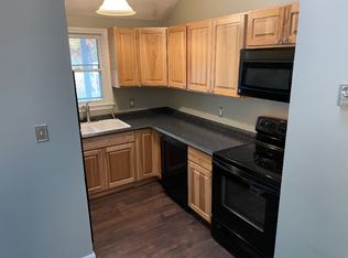 18 Plaza Village Rd Unit C, Plymouth, NH 03264