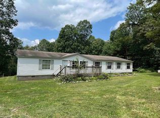3806 Irish Ridge Rd, Tunnelton, WV 26444