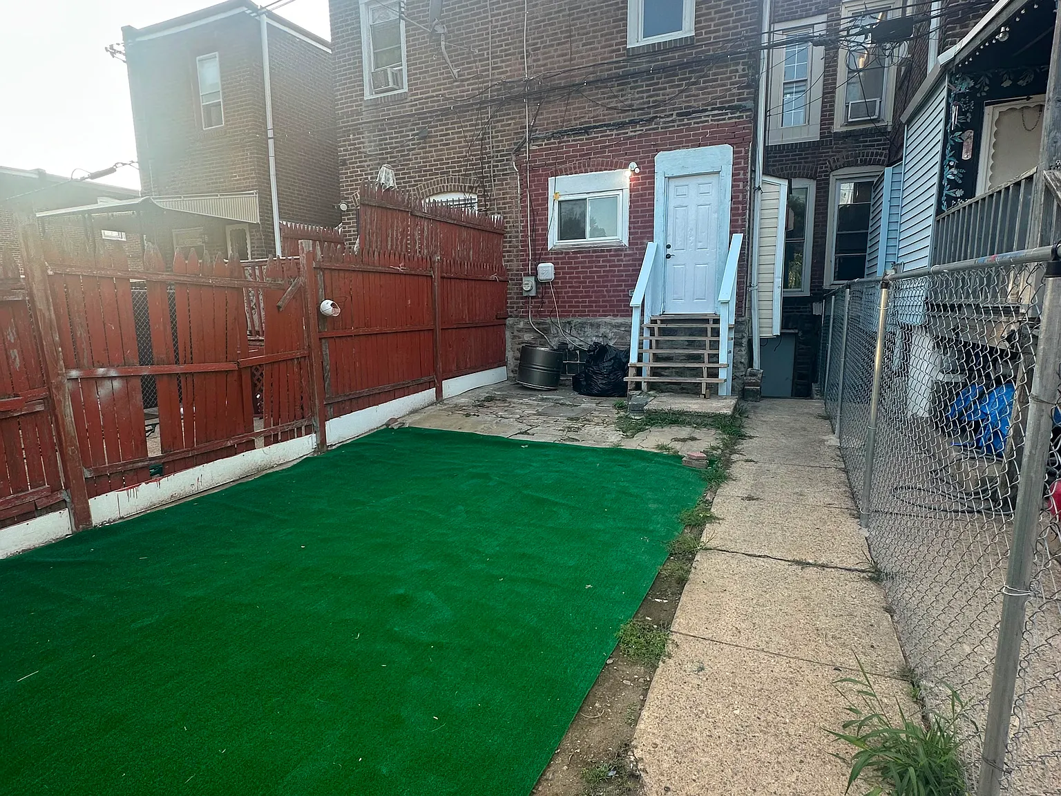 3 bed, $1,600 — Photo 3