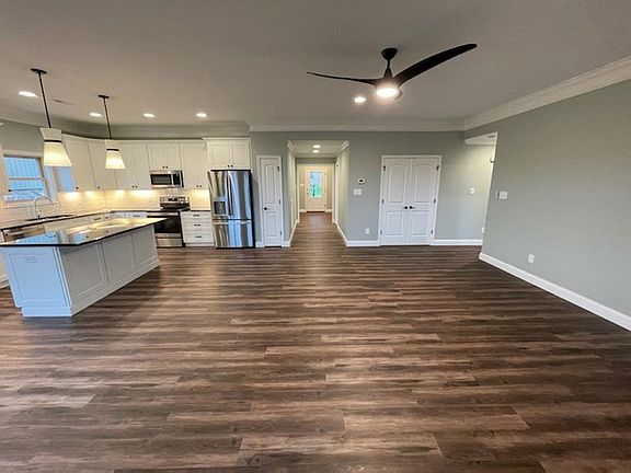 4th image of 7844 Saddlebrooke Dr