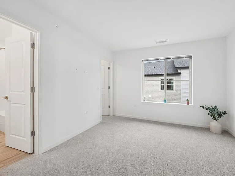 Waverly Creek Townhomes — Photo 8