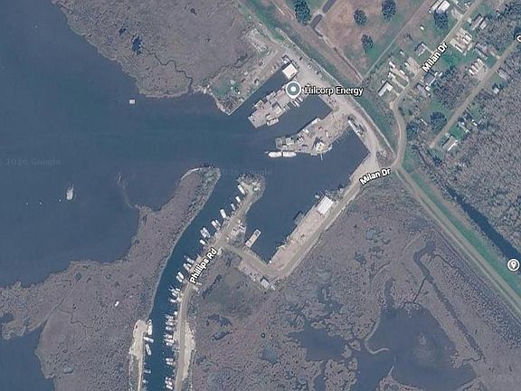 3rd image of 138 Exxon Rd