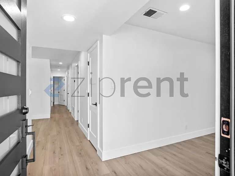 578 Tuscarora Dr — Photo 4