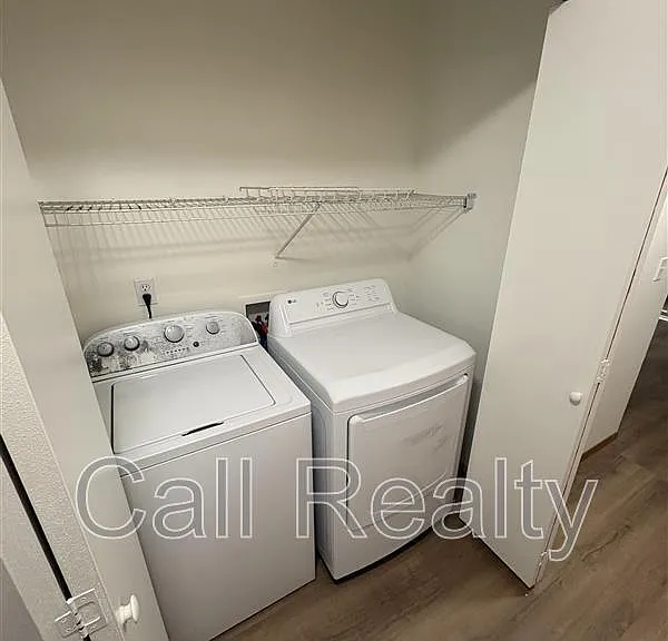 13424 E Skyview Ave #B — Photo 6