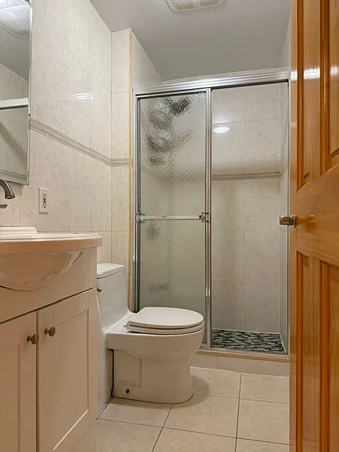 3 bed, 1100 sqft, $3,500 — Photo 4