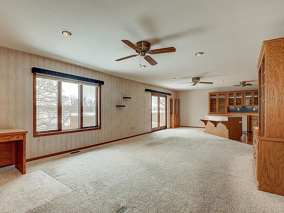5th image of 101 19th St Unit 101