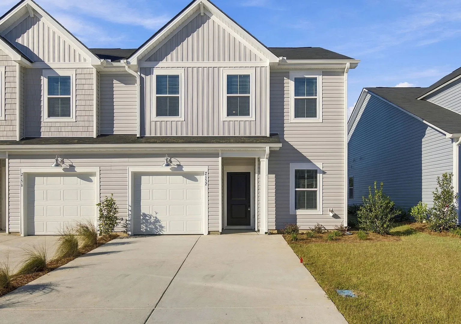 Brand-New 4-Bedroom Townhome for Rent Modern Living at Its Finest! — Photo 1