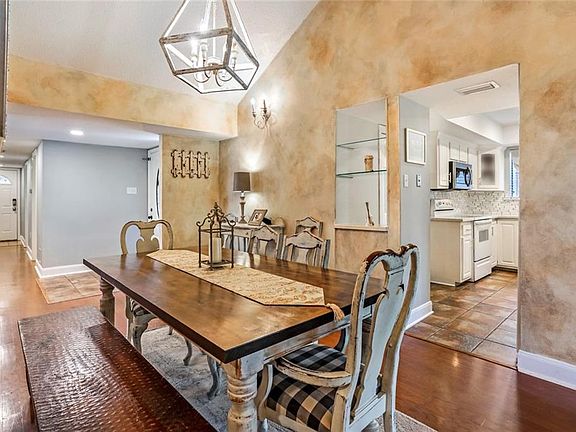 5th image of 25 Tradewinds Ct W #25
