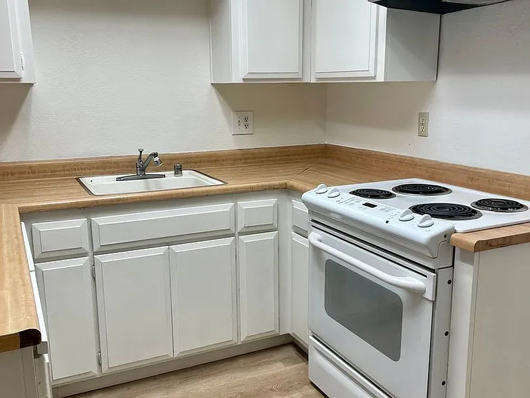 7980 & 7982 Cavalli Way — Photo 4
