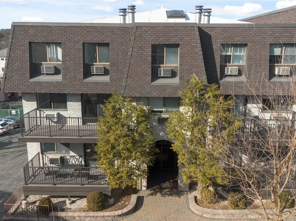 107 N Broadway #204, White Plains, NY 10603