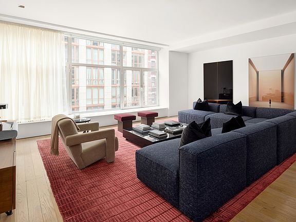 4th image of 129 W 20th St APT 3A