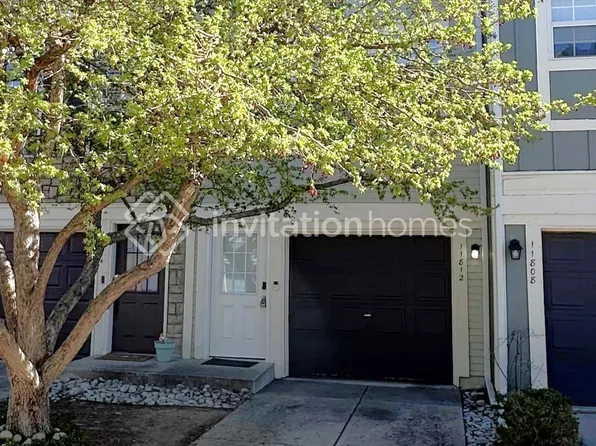 11812 E Kepner Dr, Aurora, CO 80012