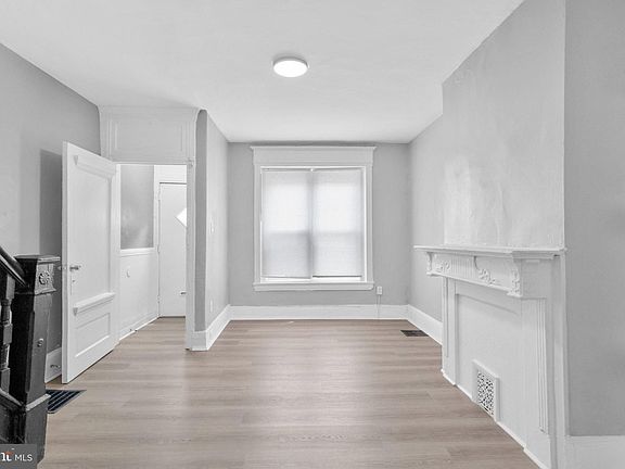 4th image of 2648 N Myrtlewood St