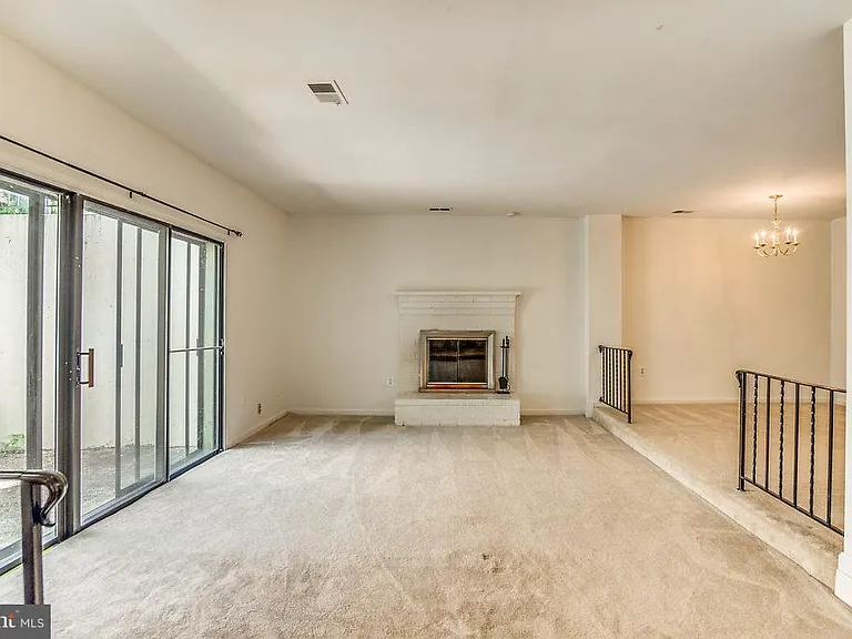 3863 Persimmon Cir — Photo 6