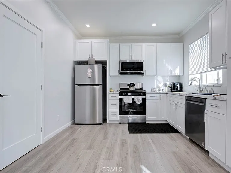 10531 Greenburn Ave — Photo 42