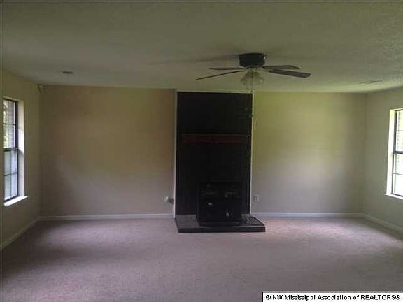 5th image of 550 Senatobia Dr