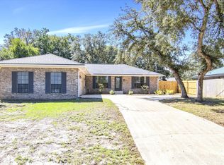 240 Live Oak Ln NW, Fort Walton Beach, FL 32548