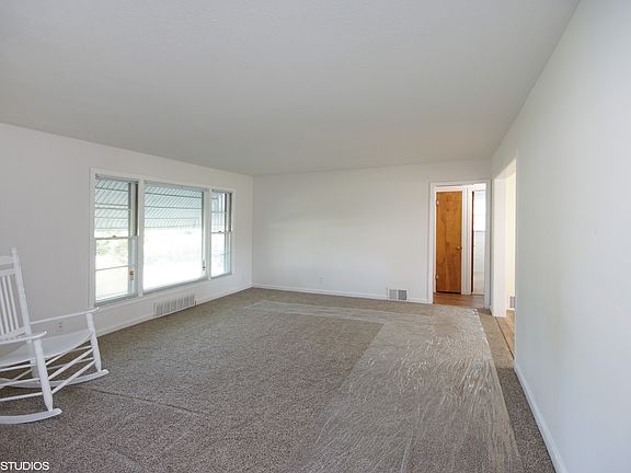 2nd image of 2721 S Hardy Ave