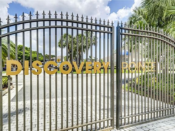 5th image of 2028 Discovery Circle