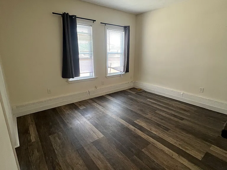 9 Temple St #4 — Photo 4