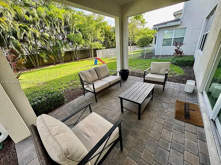 4334 Ficus St — Photo 11