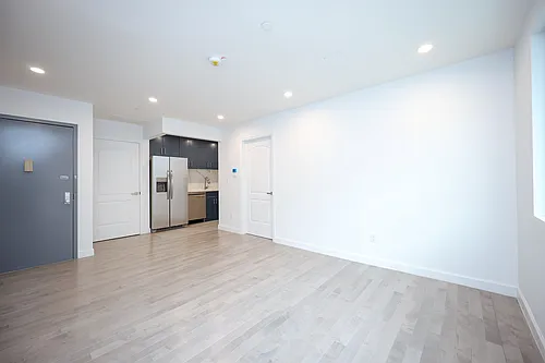 1755 Benson Ave Photo 1