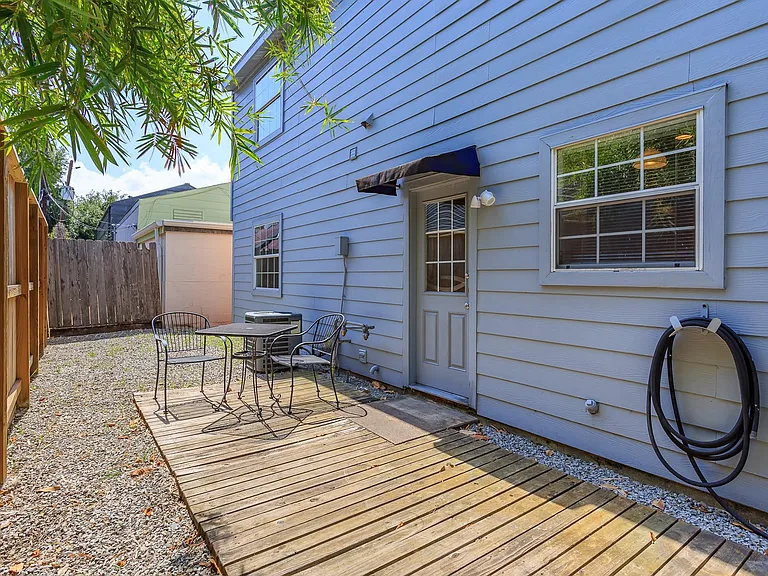 1420 W Alabama St #A — Photo 37