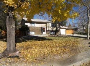 11939 E Arizona Ave, Aurora, CO 80012
