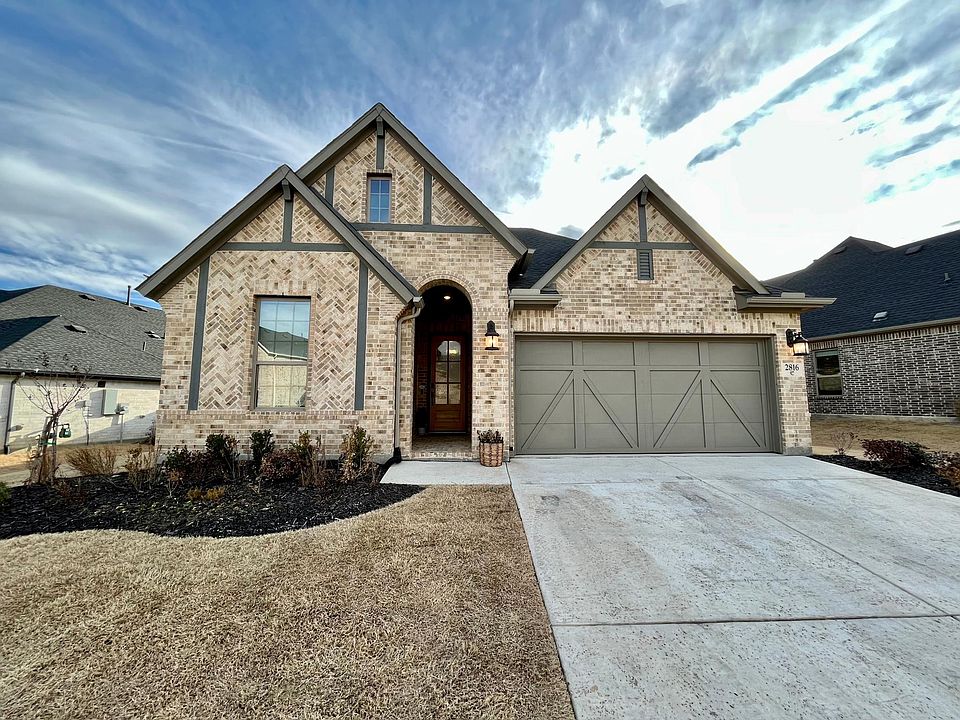1st image of 2814 Silver Leaf Cir