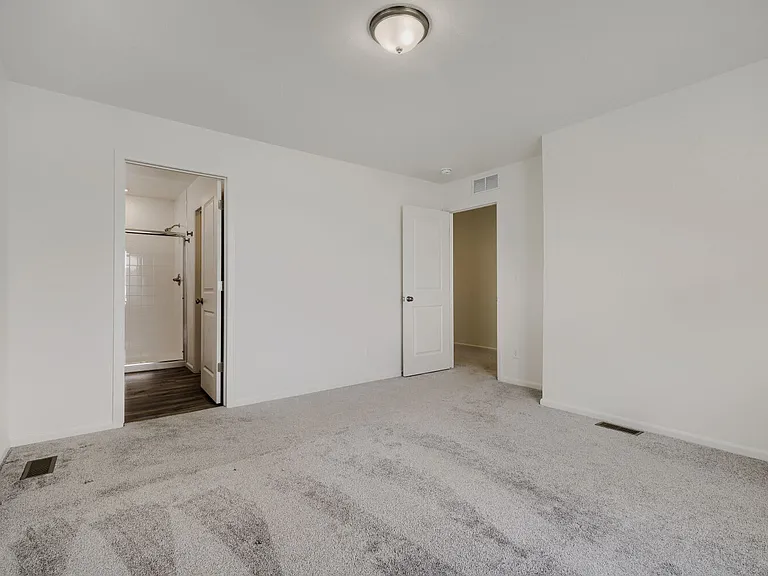 5825 Uptop Point — Photo 10