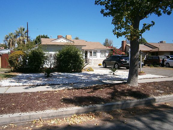 3rd image of 7836 Teesdale Ave