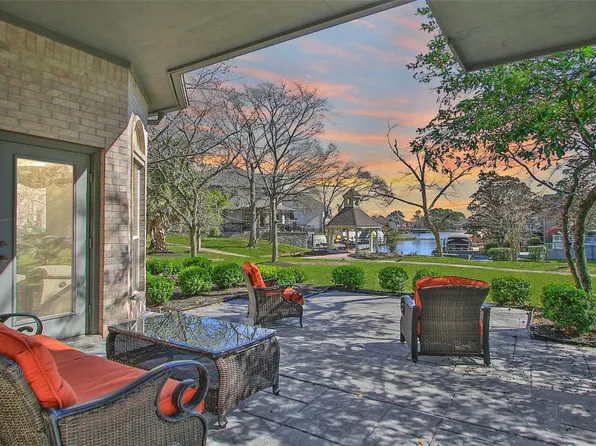 30 Winthrop Harbor Ct, Montgomery, TX 77356