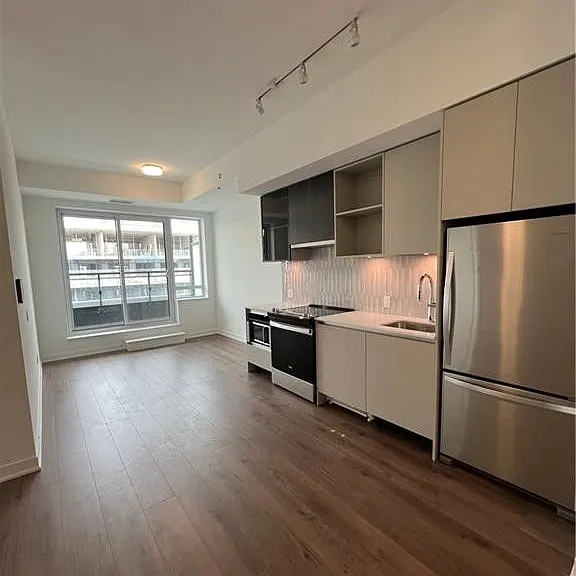 405 Dundas St W #LPH09 — Photo 3