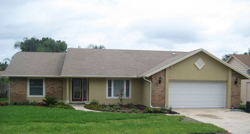1st image of 393 Haverlake Cir