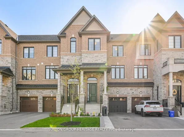 105 Dorian Dr, Whitby, ON L1P 0C8