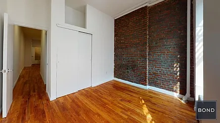 Rented by Bond New York