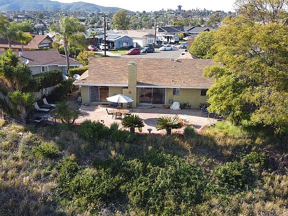 2nd image of 6215 Cresthaven Dr