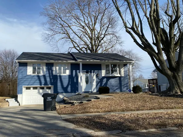 1716 Gleneagles Dr, Kokomo, IN 46902