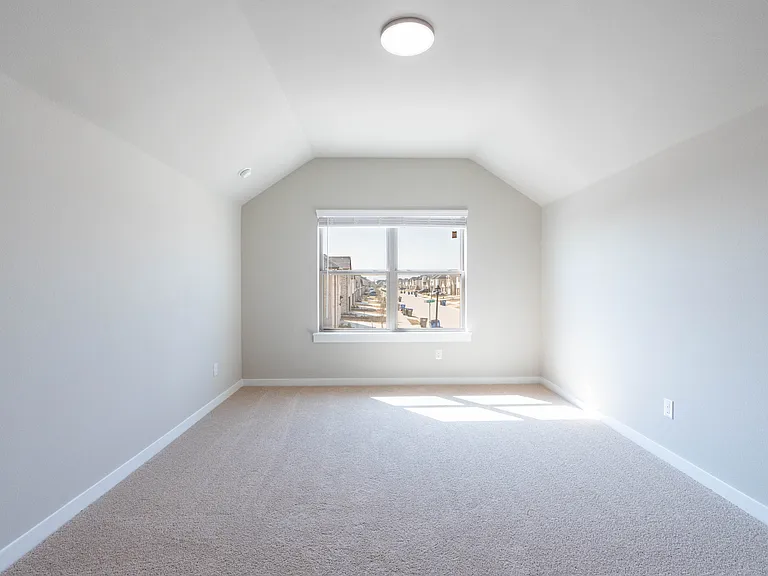 712 Melody Hill Dr — Photo 15