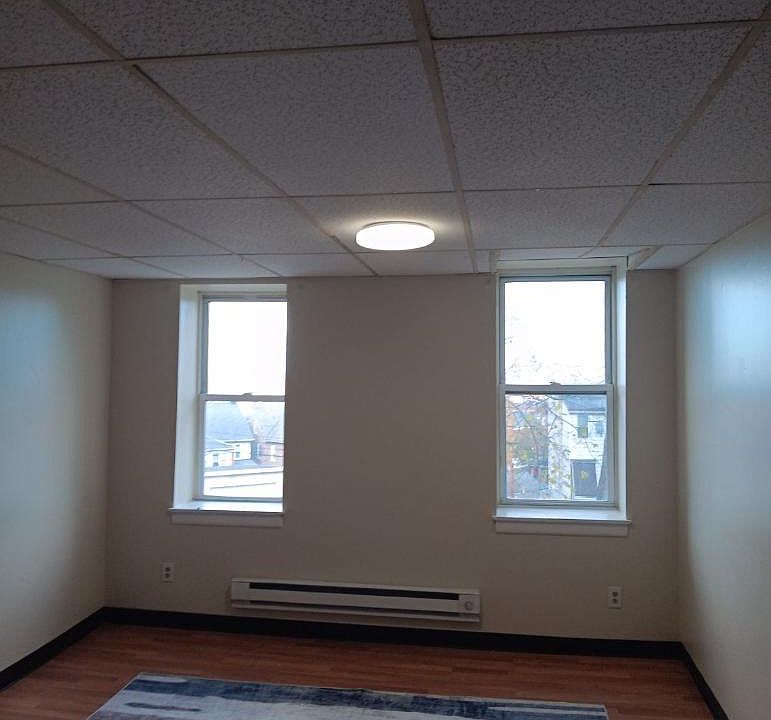 1st image of 729 E 7th St #A1